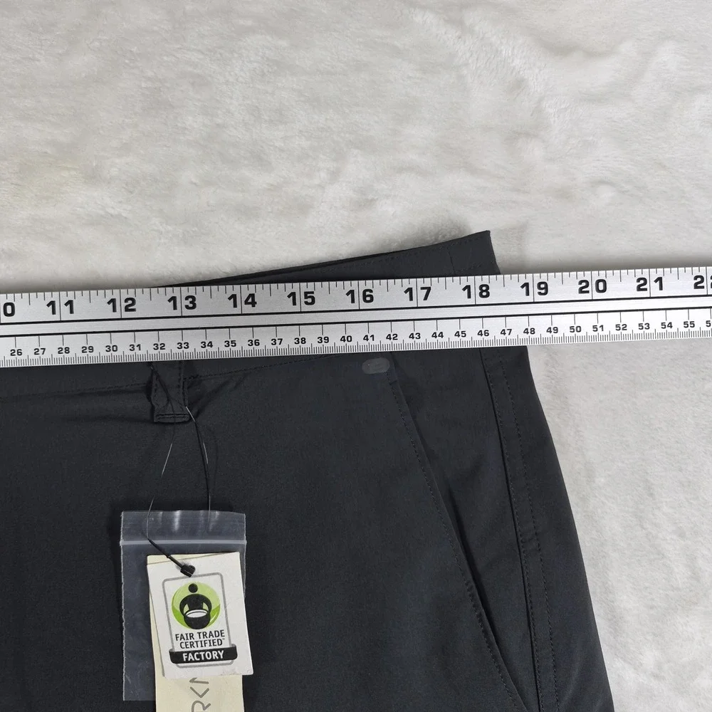 Outerknown Nomadic Hybrid Stretch Shorts Men's 36 Black Drawstring Pockets NWT